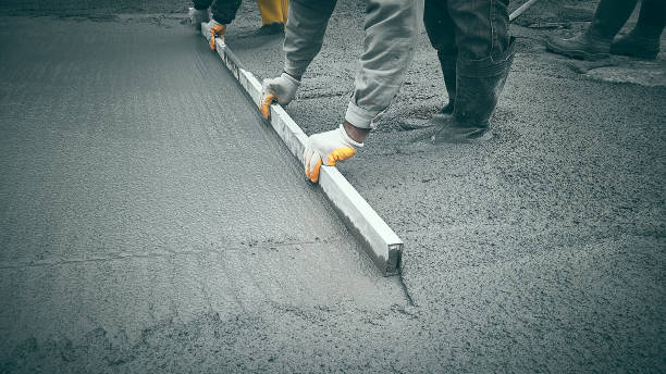Best Concrete Sidewalk Installation in Salina, KS